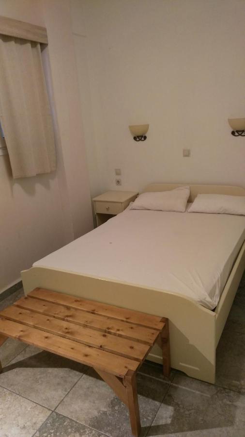 Psarou Apartments Paralía Skotínis Eksteriør billede